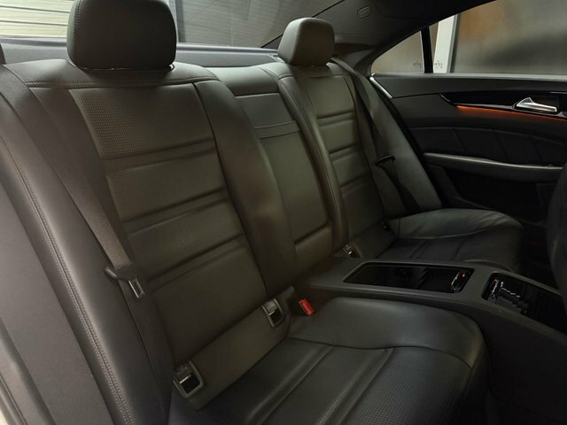 Mercedes-Benz CLS Cls250 Cdi Blueefficiency Amg Black #42
