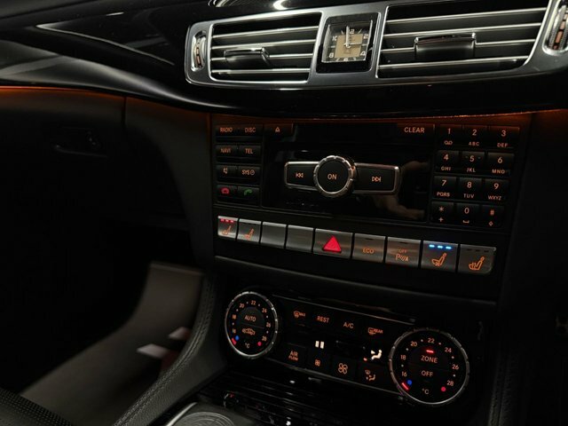 Mercedes-Benz CLS Cls250 Cdi Blueefficiency Amg Black #33