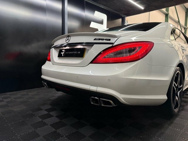 Mercedes-Benz CLS Cls250 Cdi Blueefficiency Amg Black #21