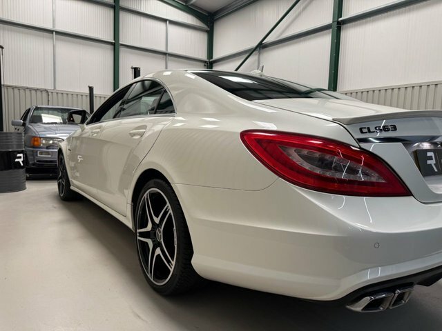 Mercedes-Benz CLS Cls250 Cdi Blueefficiency Amg Black #66