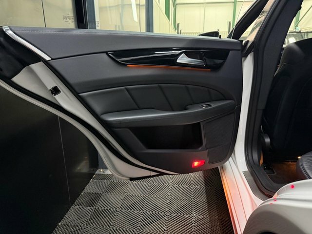 Mercedes-Benz CLS Cls250 Cdi Blueefficiency Amg Black #56