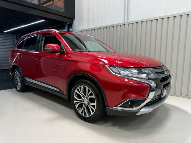 Mitsubishi Outlander 4Hs Silver #67