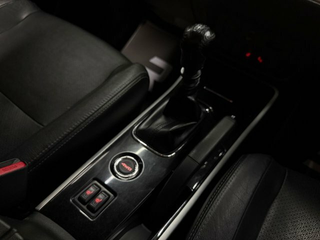 Mitsubishi Outlander 4Hs Silver #54