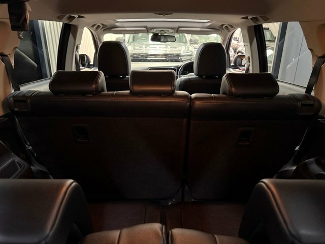 Mitsubishi Outlander 4Hs Silver #43