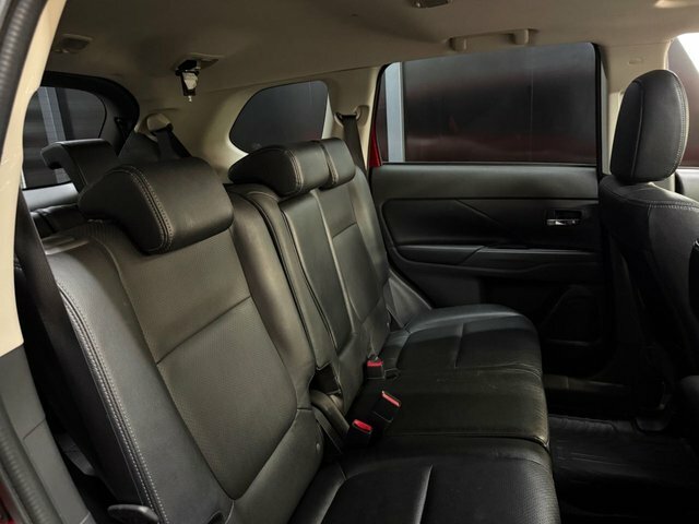 Mitsubishi Outlander 4Hs Silver #66
