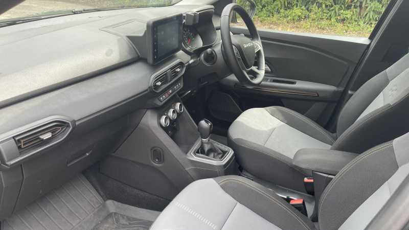 Dacia Sandero Stepway Stepway 1.0 Tce 90 Extreme Au AY24VLC Green #6