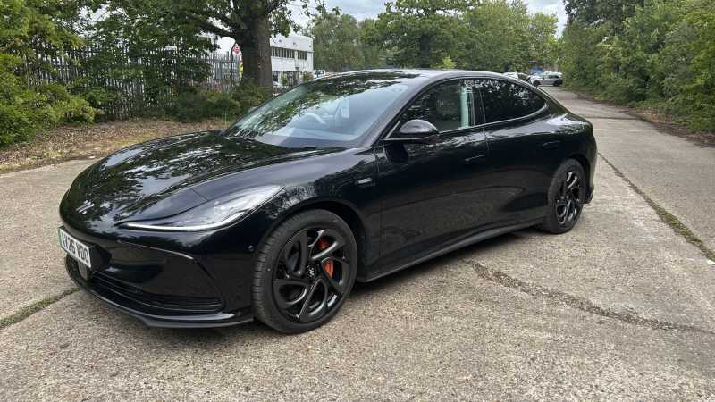 MG IM5 Performance Awd Black #3