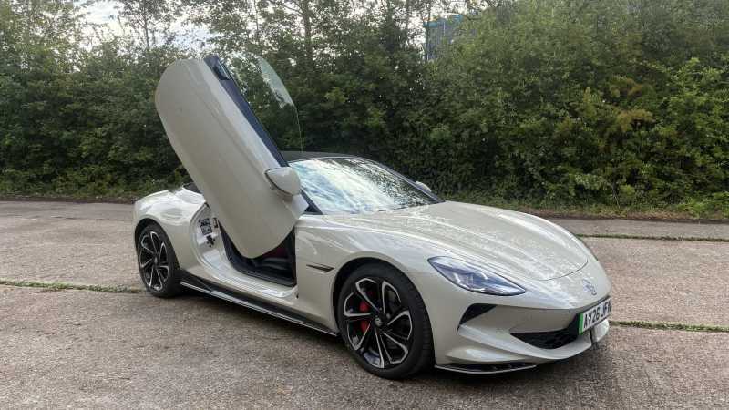 MG Cyberster Gt Ev Awd White #2