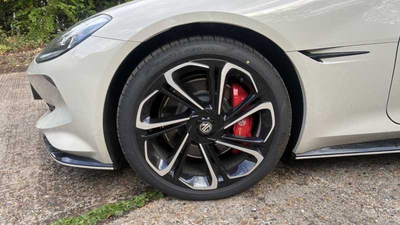 MG Cyberster Gt Ev Awd White #6