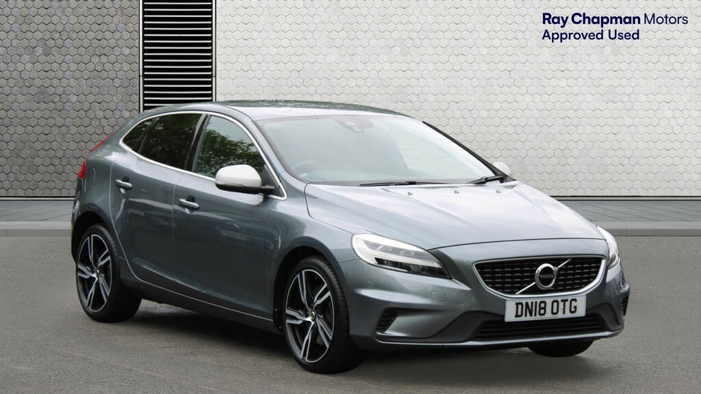 Volvo V40 T3 R-design Pro Park Assist, Cruise Control, 
