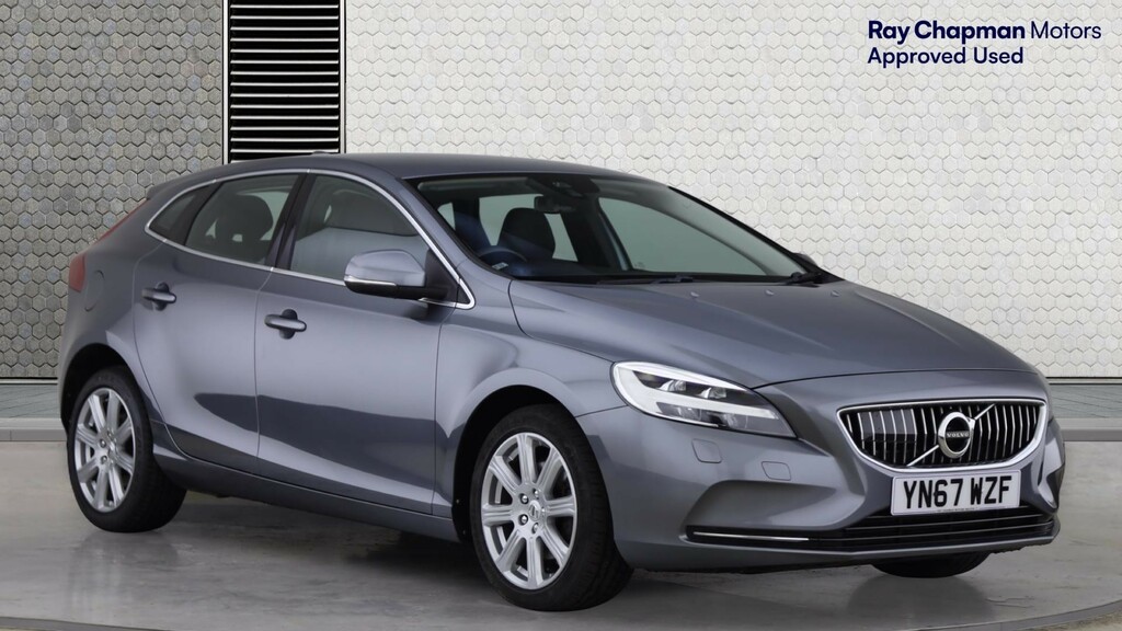 Volvo V40 T2 Inscription Winter Pack, Park Assist, C