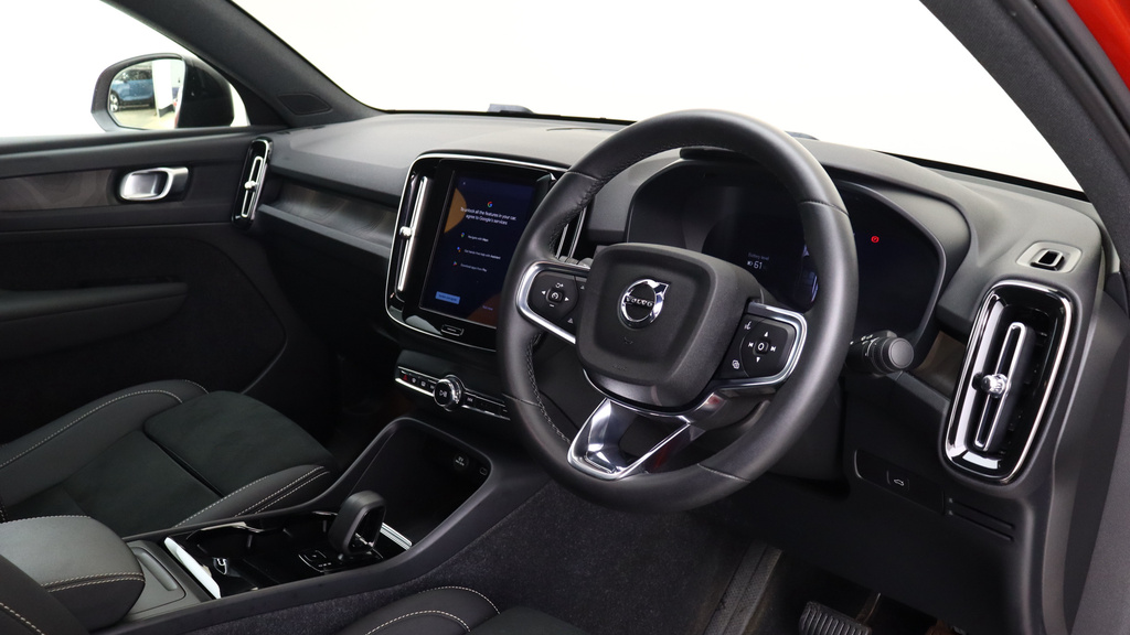 Volvo C40 Single Motor Plus Park Camera, Heated Seats, Appl CK23UAV  #4