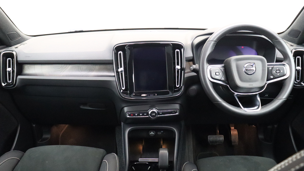 Volvo C40 Single Motor Plus Park Camera, Heated Seats, Appl CK23UAV  #5