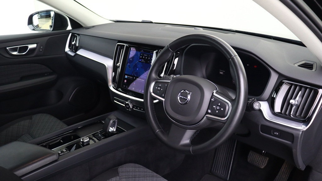 Volvo V60 B3 P Core Park Camera, Google Assistant, Apple #4