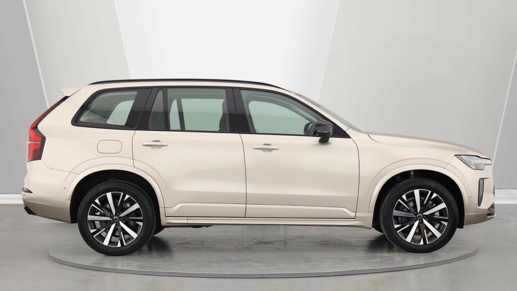 Volvo XC90 B5 P Awd Plus Dark Sunroof, Harmankardon Sound OW75FTJ #3