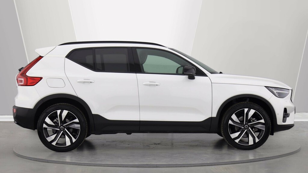 Volvo XC40 B4 P Ultra Dark Sunroof, Harmankardon Sound, 3 YF25BVD #3