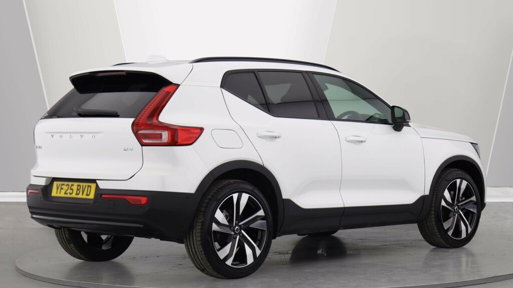 Volvo XC40 B4 P Ultra Dark Sunroof, Harmankardon Sound, 3 YF25BVD #2