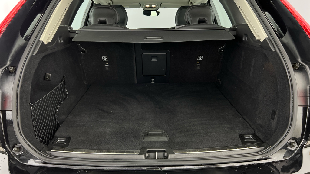 Volvo XC60 B4 P Plus Dark Harmankardon Sound, 360 Camera, YY23ODE  #5