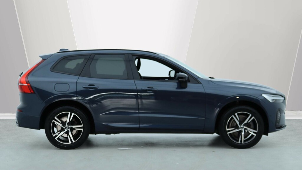 Volvo XC60 B5 P R-design 360 Camera, Heated Seats, Tinted RX22NSO #3