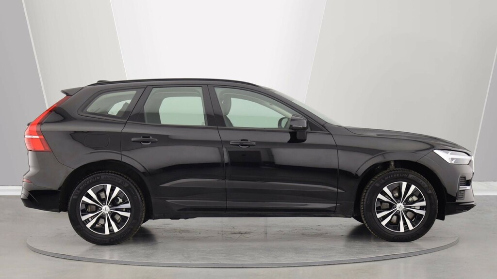 Volvo XC60 B5 P Awd Core Park Camera, Heated Seats, Apple YH26OLA #3