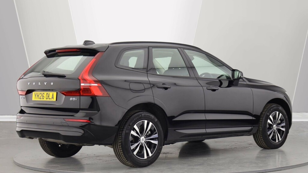 Volvo XC60 B5 P Awd Core Park Camera, Heated Seats, Apple YH26OLA #2