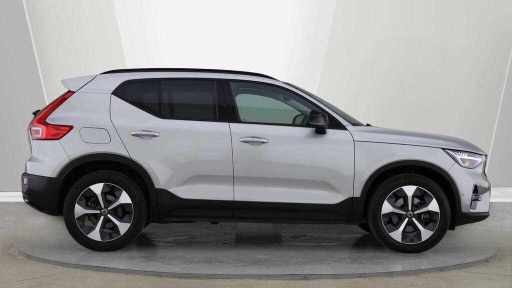 Volvo XC40 B4 P Ultimate Dark Sunroof, Harmankardon Sound CA23BUU #3