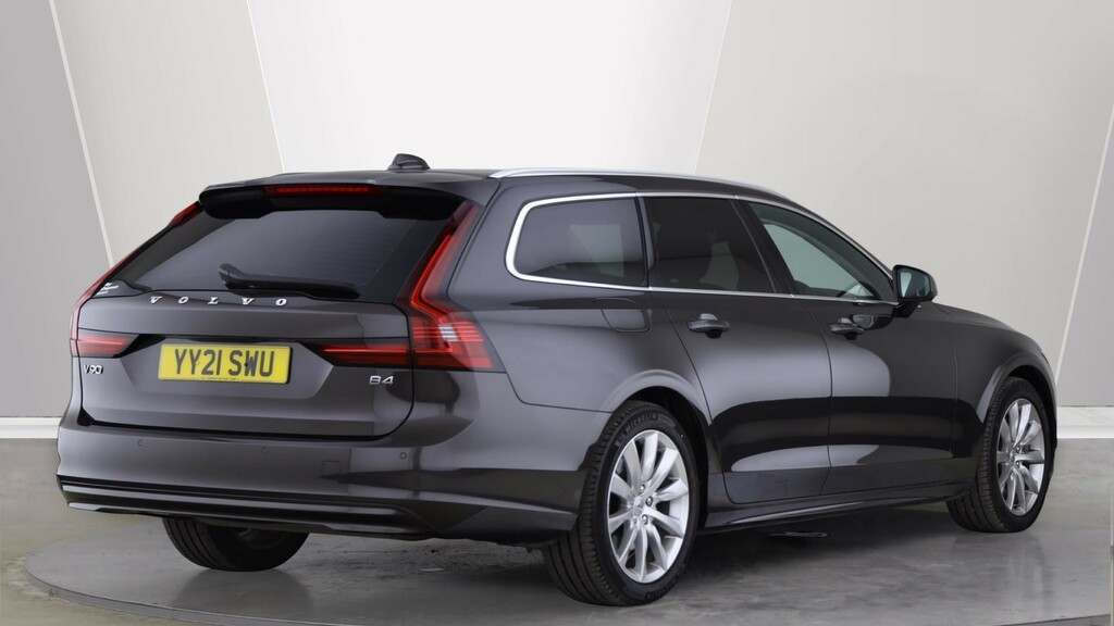 Volvo V90 B4 D Momentum Park Camera, Heated Seats, Pilot #2