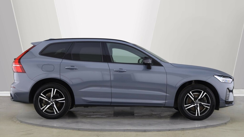 Volvo XC60 B4 P Awd R-design Heated Seats, Park Camera, Ti SF22XSA #3