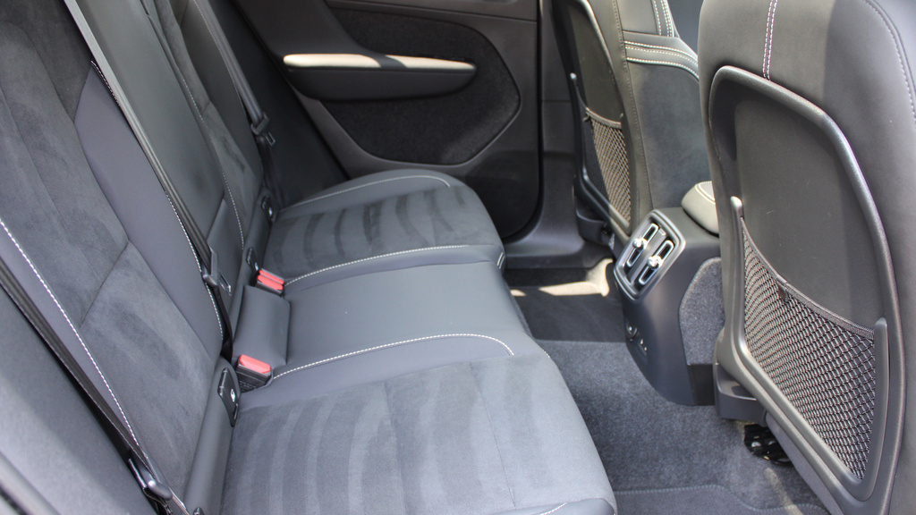 Volvo C40 Twin Motor Ultimate Sunroof, Harmankardon Sound, CF72WWP #6