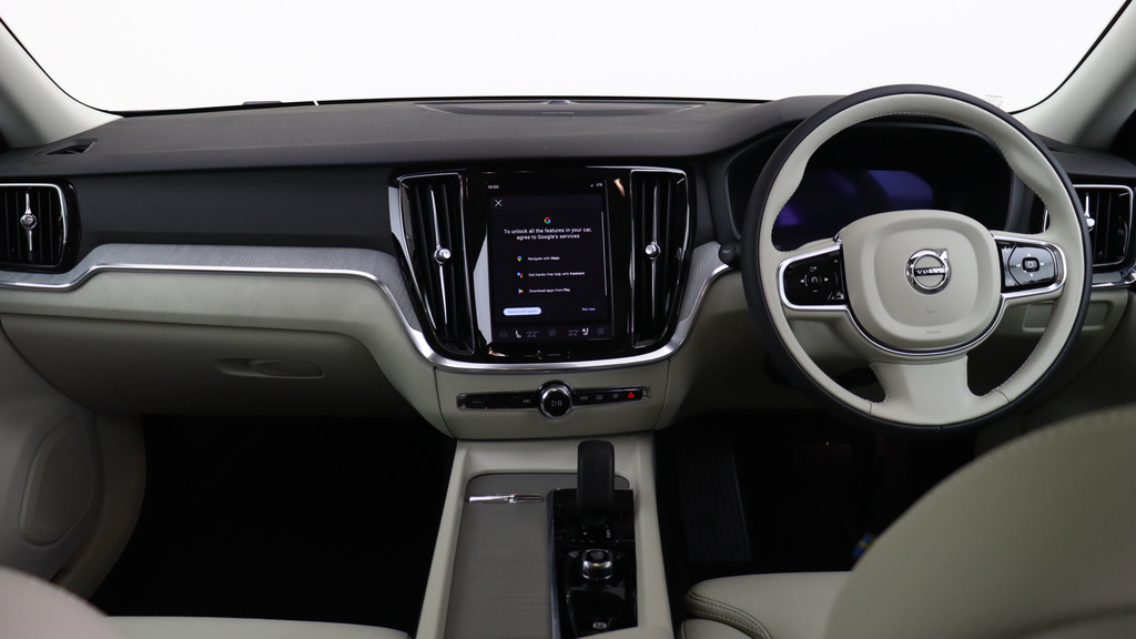 Volvo V60 B4 P Ultra Dark Blond Leather, Sunroof, Harman YB26NWN #5