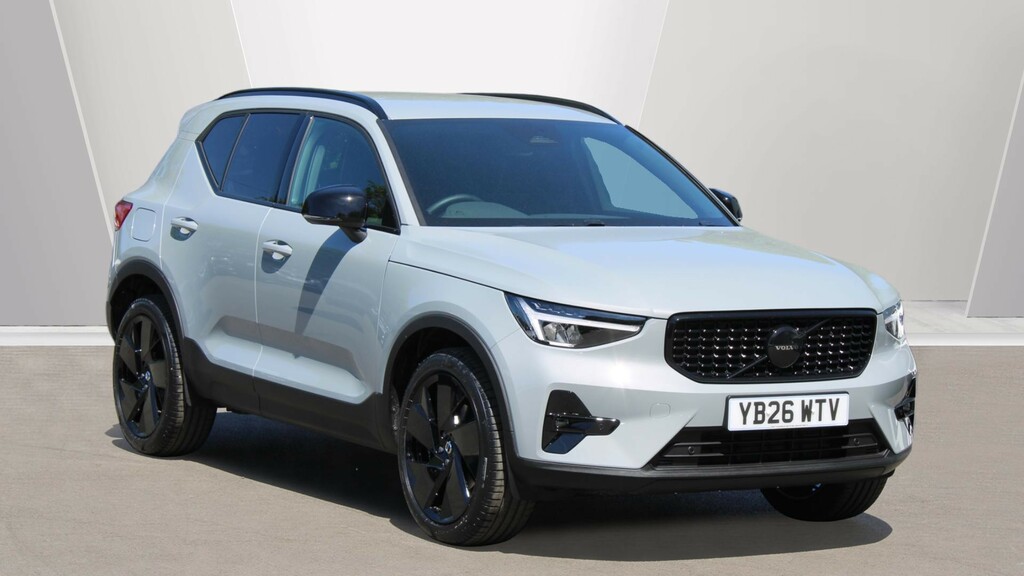 Volvo XC40 B3 P Plus Black Edition Park Camera, Heated Sea 