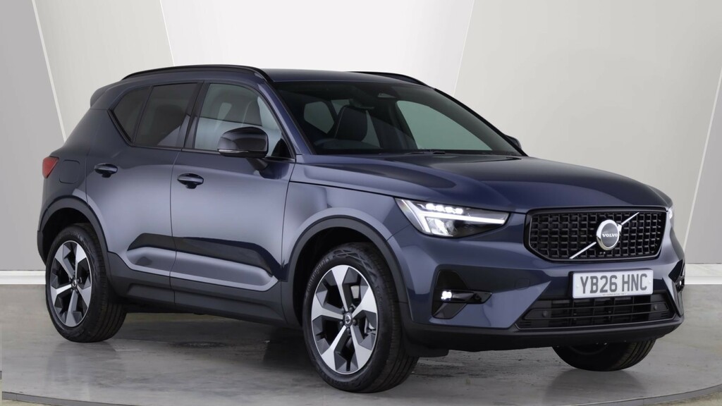Volvo XC40 B3 P Plus Dark Park Camera, Heated Seats, Apple 