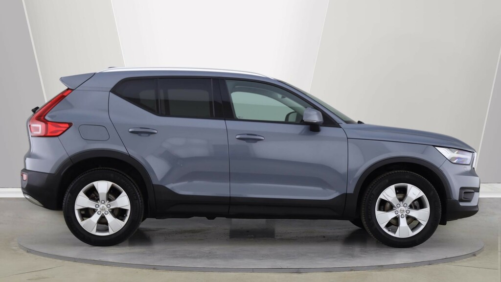 Volvo XC40 T3 Momentum Pro Park Camera, Heated Seats, #3