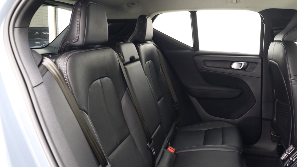 Volvo XC40 T3 Momentum Pro Park Camera, Heated Seats, #6