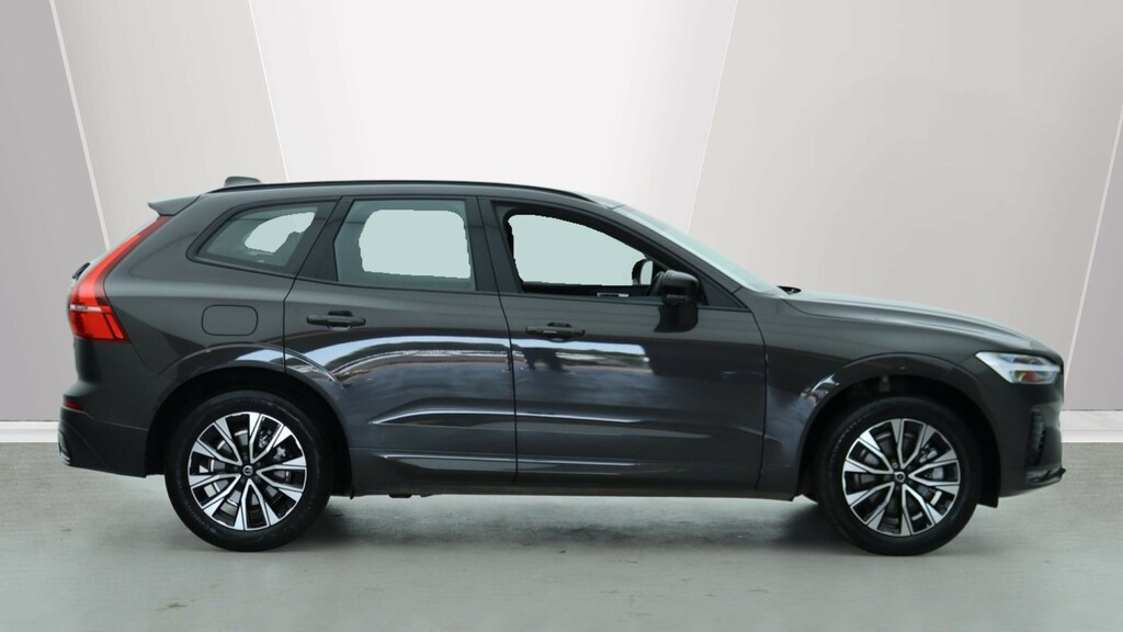 Volvo XC60 B4 P Plus Dark Harmankardon Sound, 360 Camera, WA23NWC #3
