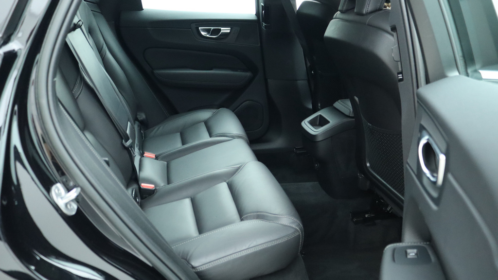 Volvo XC60 B5 P Inscription Park Camera, Heated Seats, Led ND22FVG #6