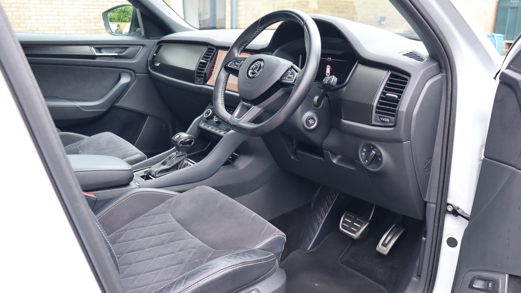 Skoda Kodiaq 2.0 Tdi Sportline Sunroof, Virtual Cockpit, Park  #4