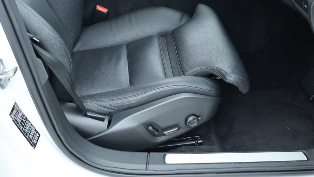Volvo V60 Cross Country 2.0 B4d Cross Country Awd Black #26