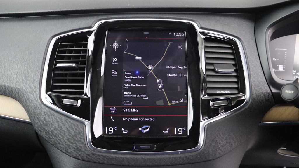 Volvo XC90 2.0 T6 Inscription White #30