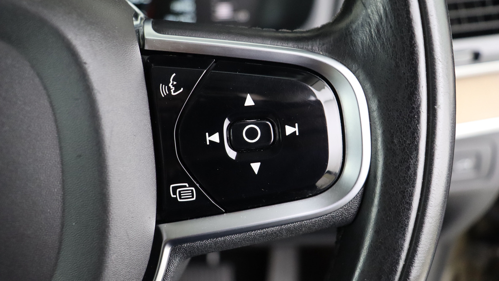 Volvo XC90 2.0 T6 Inscription White #22
