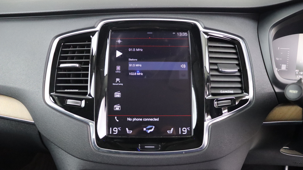 Volvo XC90 2.0 T6 Inscription White #29