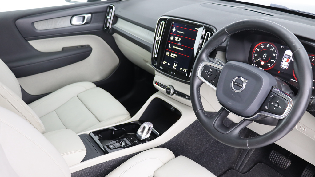 Volvo XC40 D4 Awd Inscription Pro Blond Leather, Orrefors Cr YS69UCR  #4