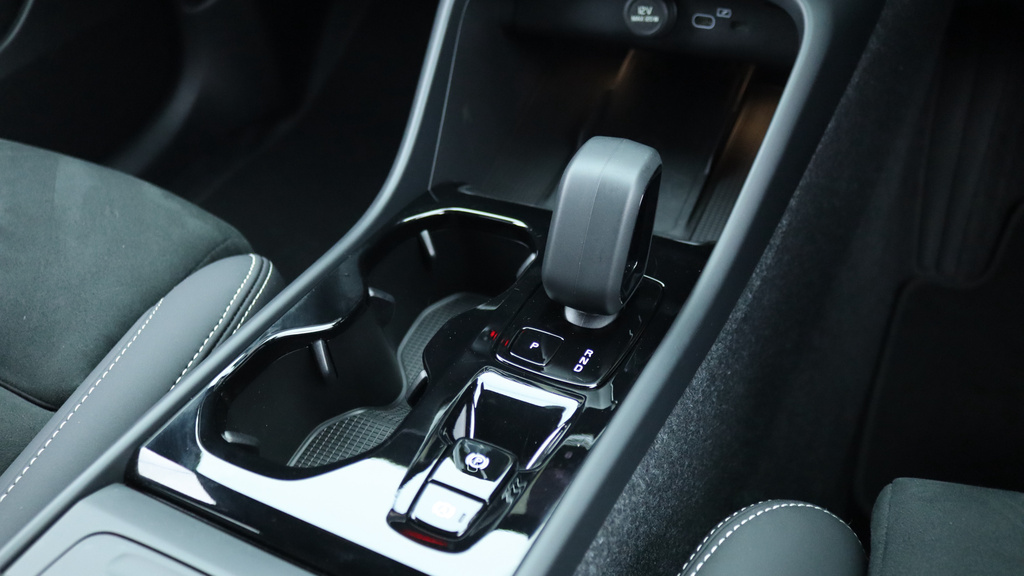 Volvo XC40 2.0 B4p Plus Pro Black Edition Black #22