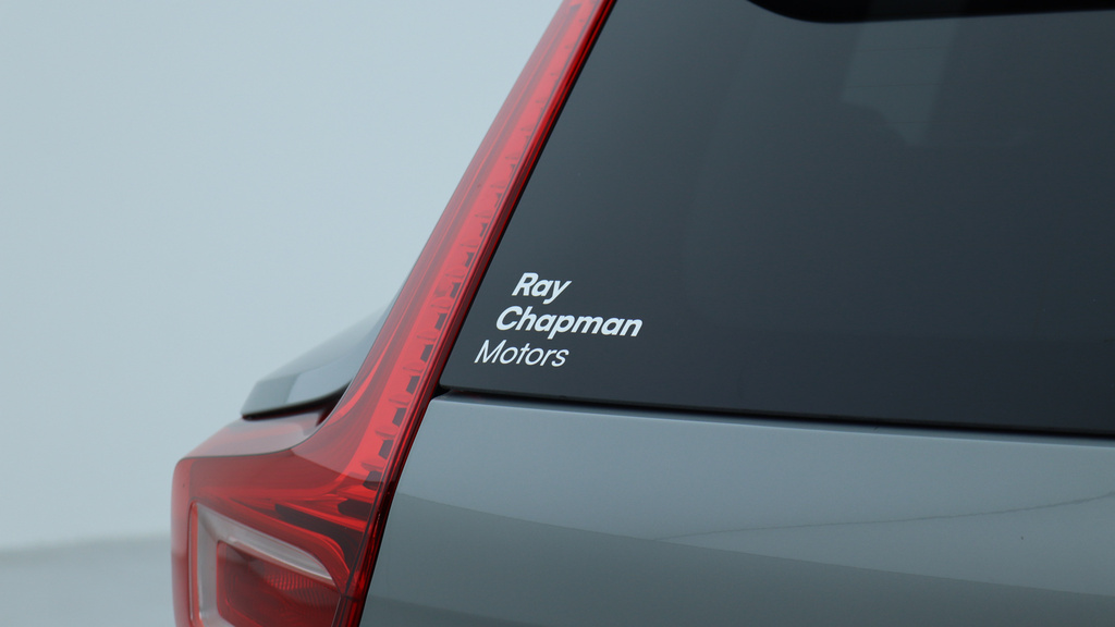 Volvo XC40 2.0 B4p Plus Pro Black Edition Black #41