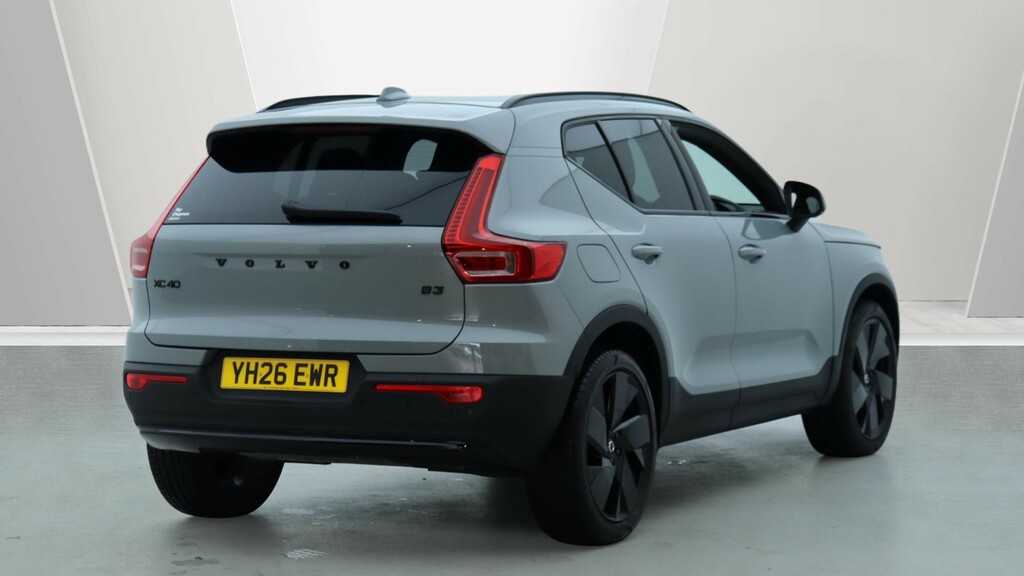 Volvo XC40 B3 P Plus Black Edition Park Camera, Heated Sea  #2
