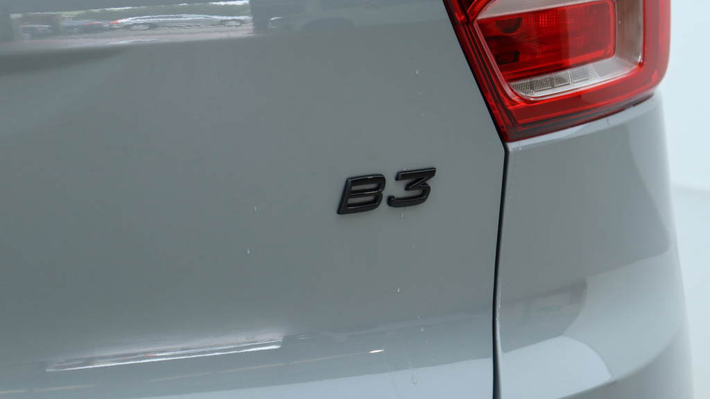 Volvo XC40 2.0 B4p Plus Pro Black Edition Black #40