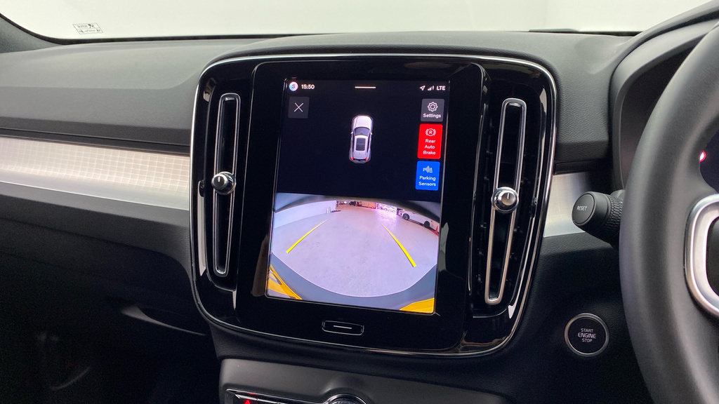 Volvo XC40 2.0 B4p Plus Pro Black Edition Black #16
