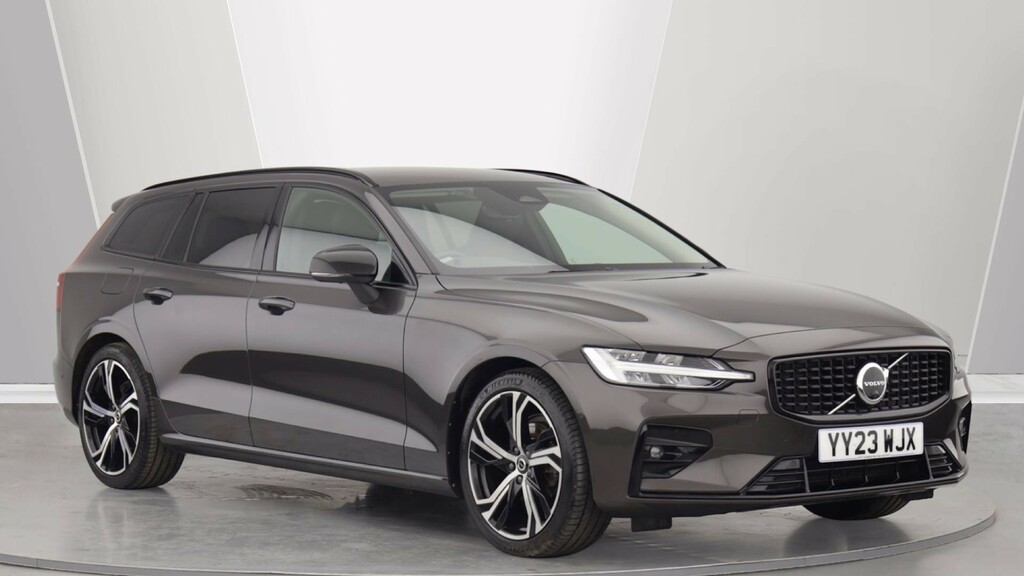 Volvo V60 B4 P Plus Dark 360 Camera, Heated Seats, Apple