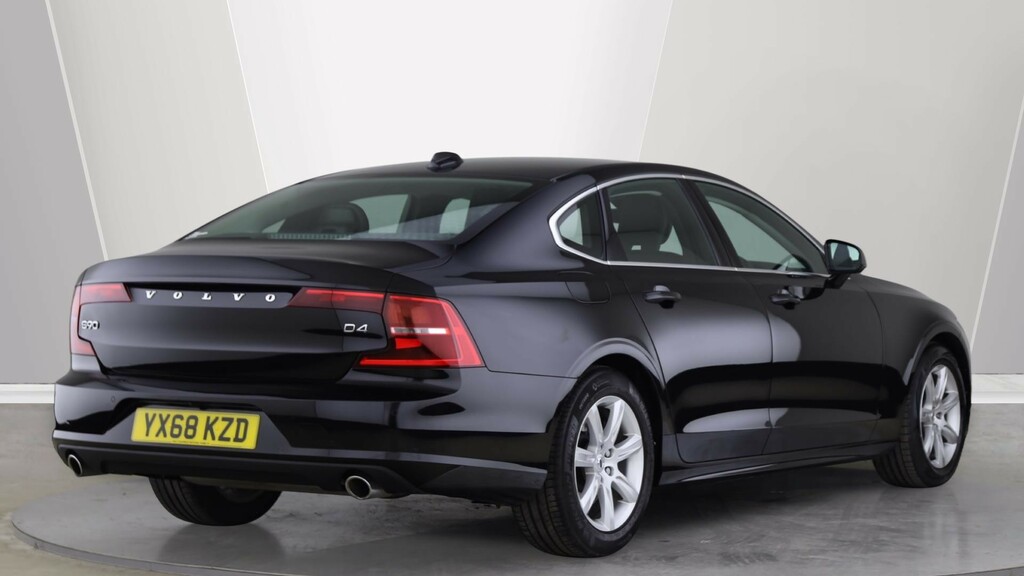 Volvo S90 D4 Momentum Pilot Assist, Winter Pack, Bluet Black #2