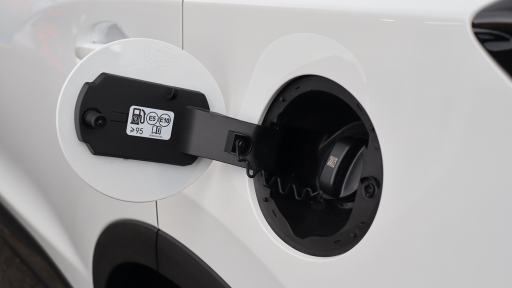 Chery Tiggo 7 1.5T 18.4Kwh Summit Dht1 Euro 6 Ss Silver #64